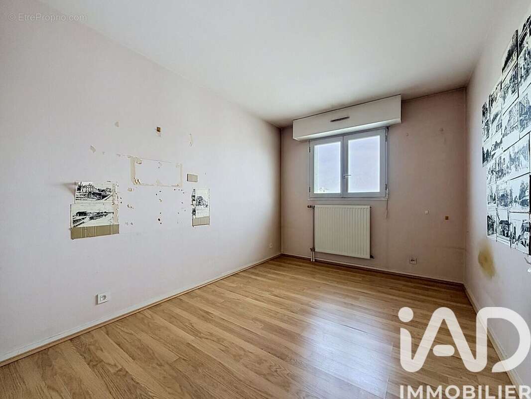 Photo 8 - Appartement à COURBEVOIE