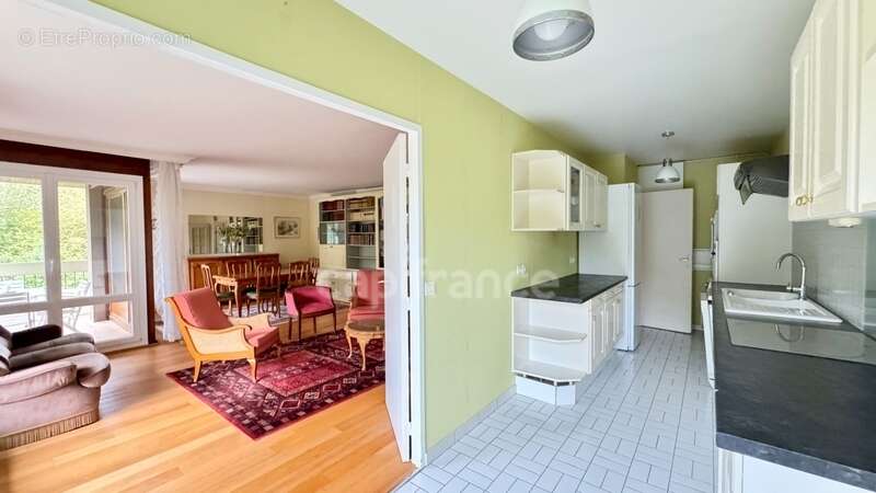 Appartement à NOISY-LE-ROI