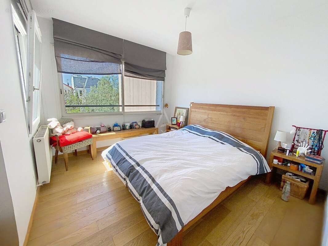 Maison à SAINT-MAUR-DES-FOSSES