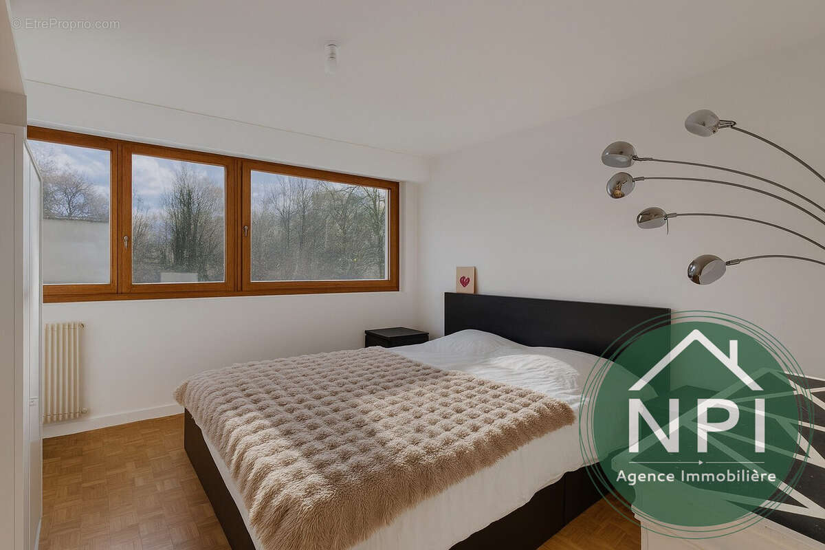 Appartement à VAUX-LE-PENIL