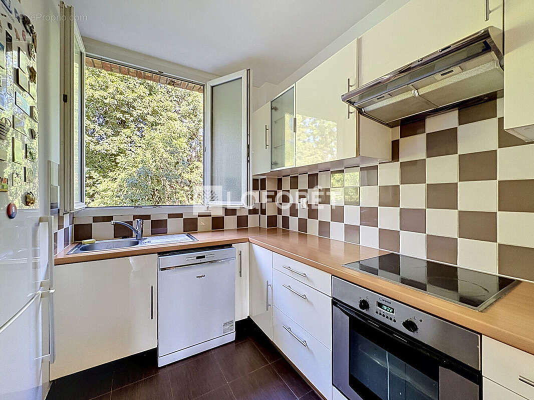 Appartement à SURESNES