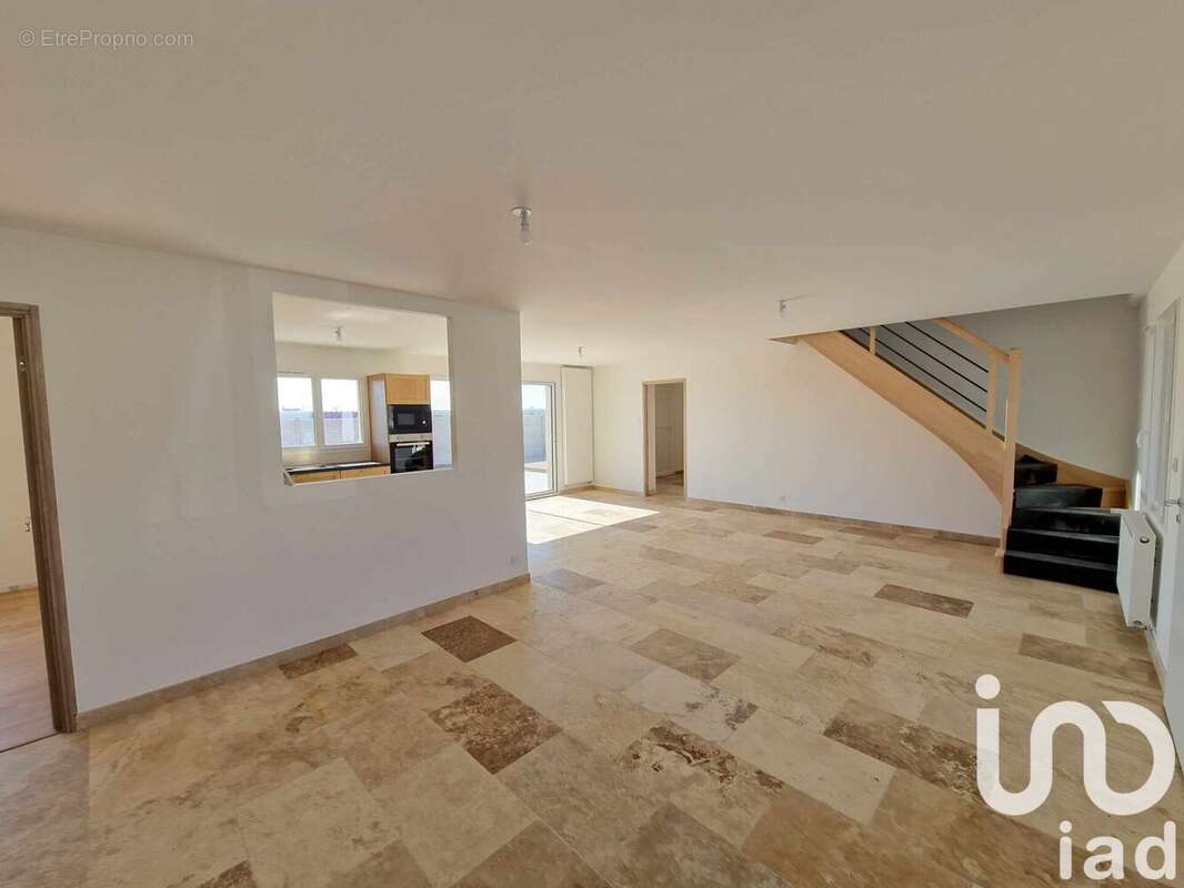 Photo 2 - Maison à BONNEE