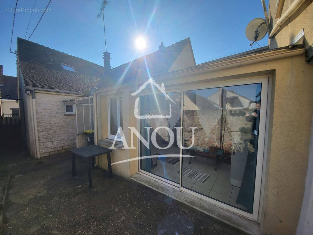 Maison à CLOYES-SUR-LE-LOIR