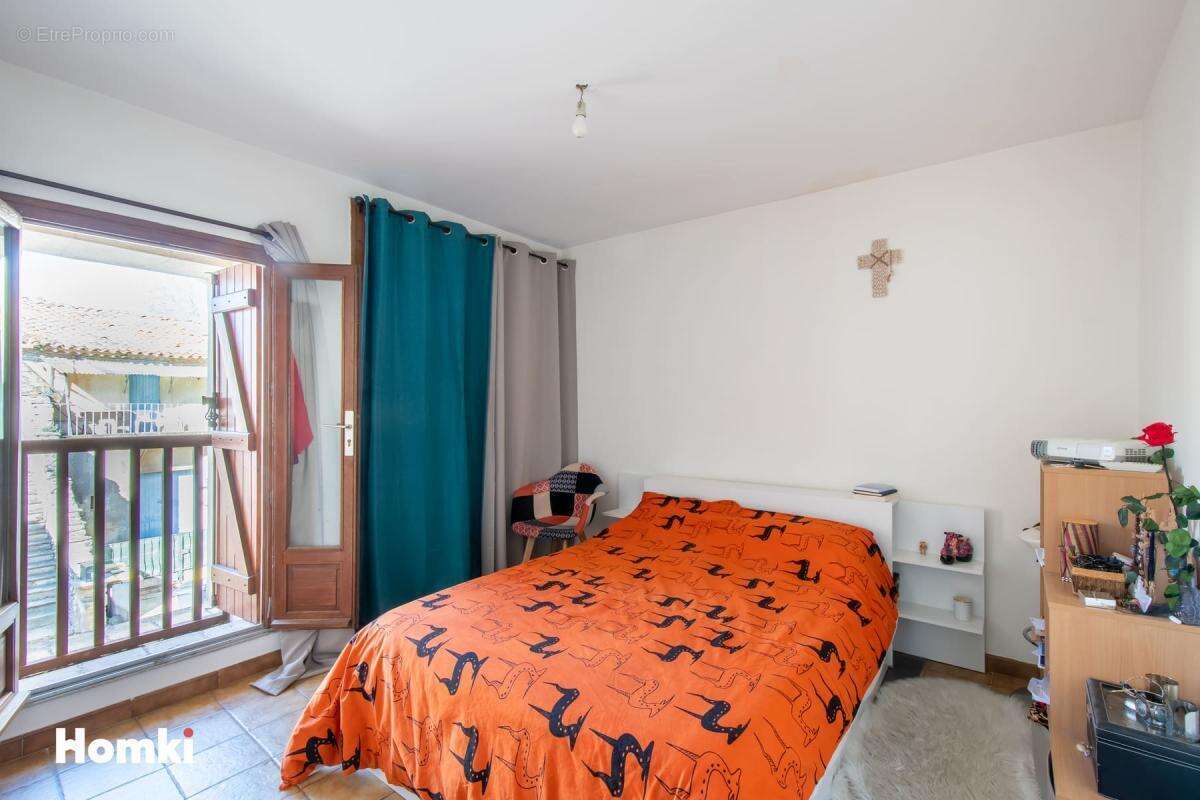 Appartement à LE CRES