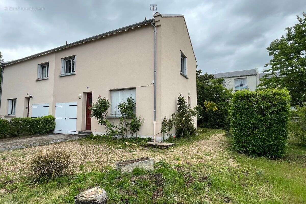Maison à ESVRES
