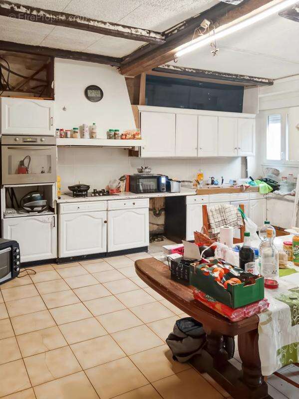 Maison à VILLENEUVE-SUR-BELLOT