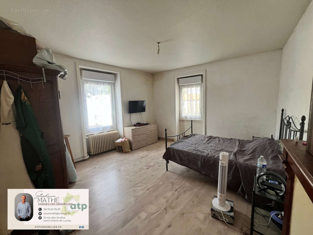 Maison de bourg, 3 ch dont une suite parentale + bureau + SDJ + garage, petit terrain de 350 m2 clos & arboré - photo 12