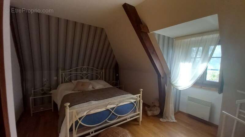 Maison à MONTBAZENS