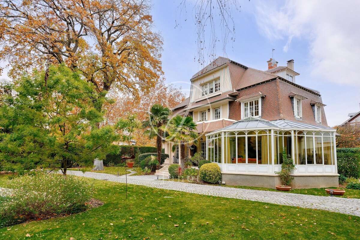 Maison à LE VESINET