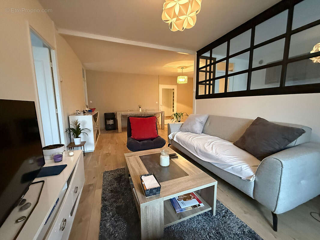 Appartement à RIORGES