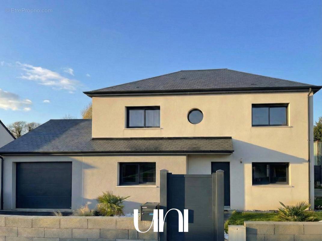 Maison à SAINT-MARTIN-DES-ENTREES