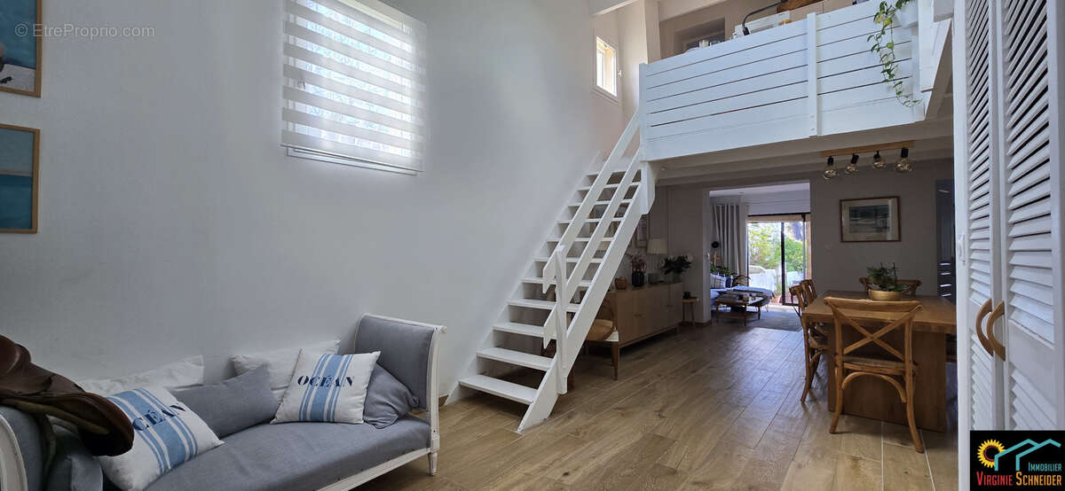 Maison à SAUSSET-LES-PINS