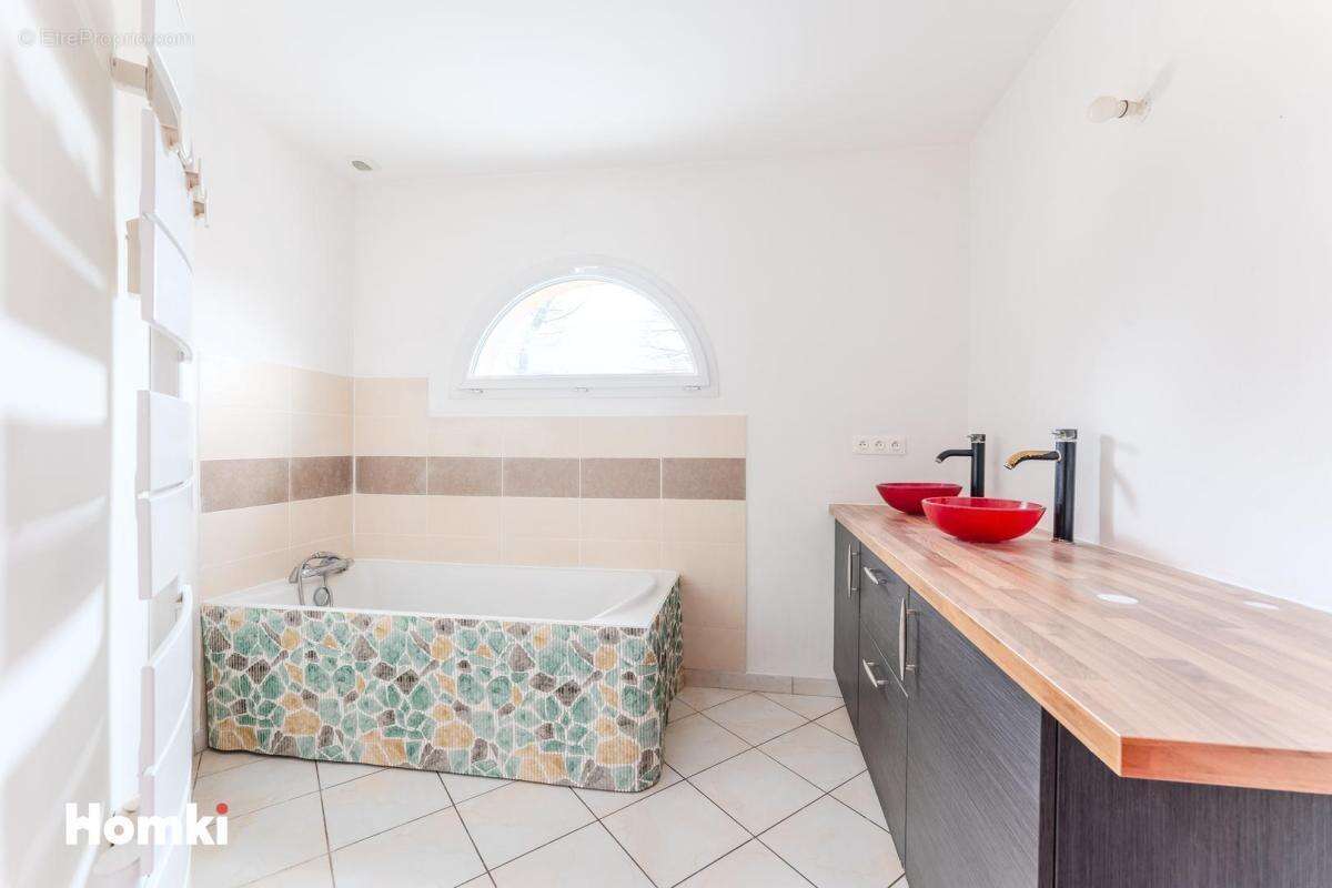 Maison à HAUTE-GOULAINE