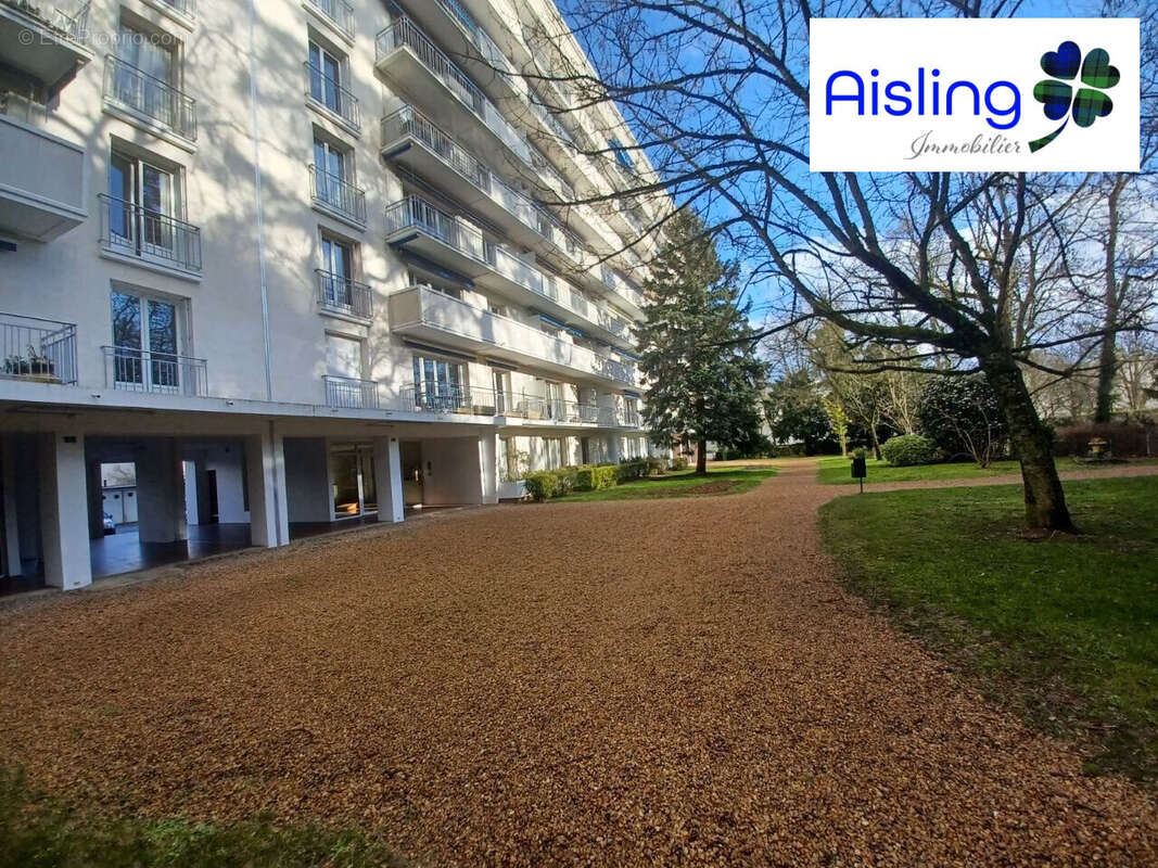 Appartement à JOUE-LES-TOURS