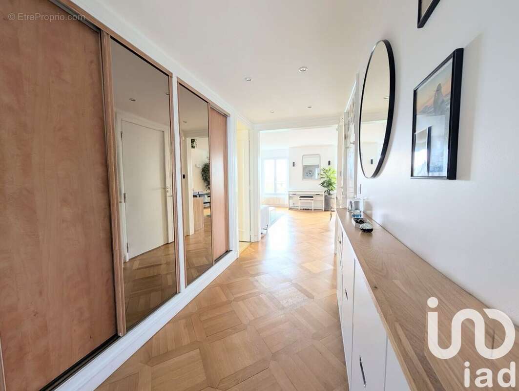 Photo 5 - Appartement à VERSAILLES