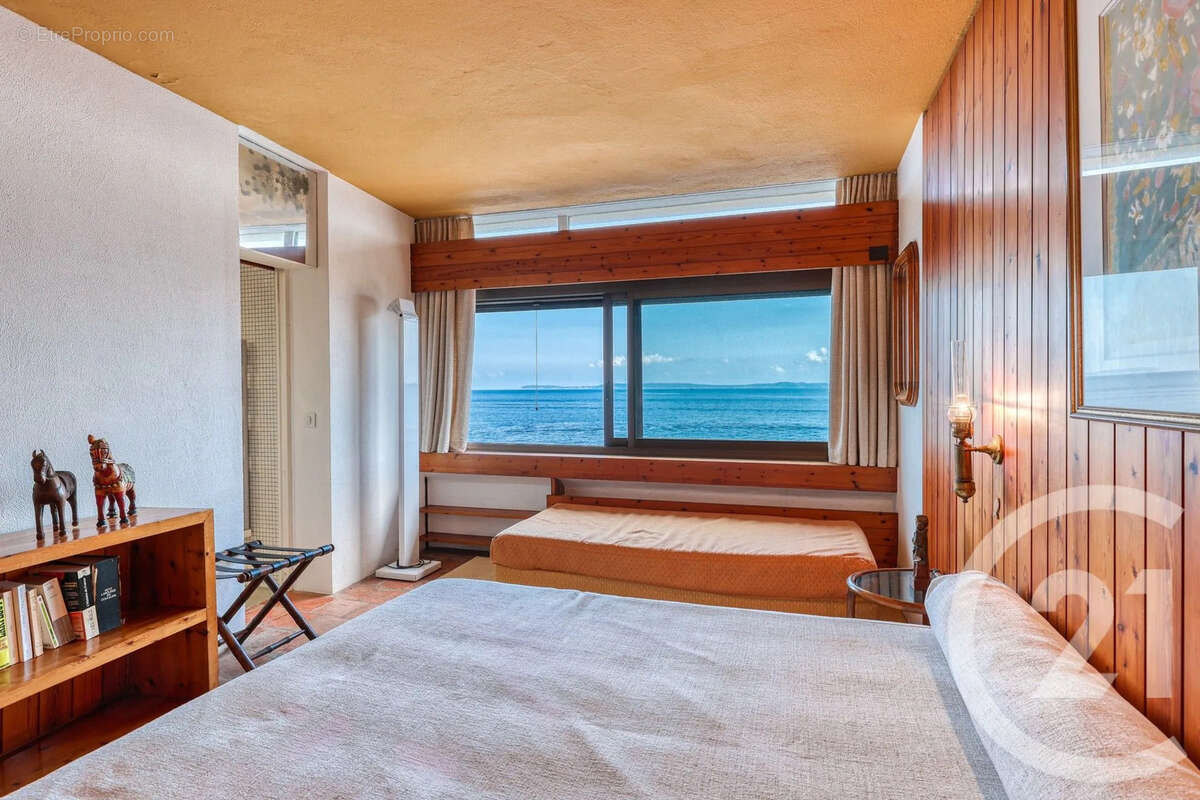 Maison 179 m² à Le Lavandou  - photo 10