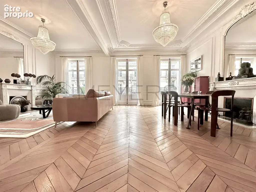 Paris 17ème -   Plaine Monceau, Wagram/Courcelles – 6 Pièces de 180m² - photo 10