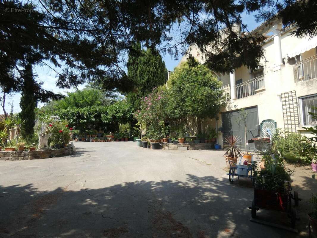 Photo 2 - Maison à PEYRIAC-MINERVOIS