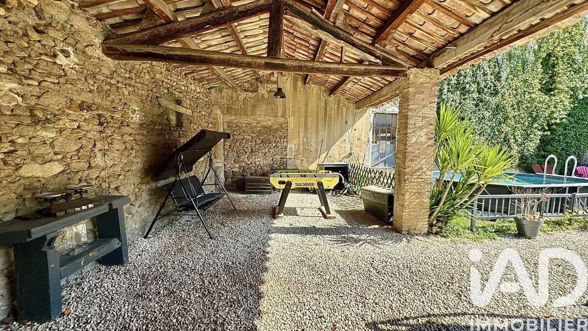 Photo 5 - Maison à SAINTE-CECILE-LES-VIGNES