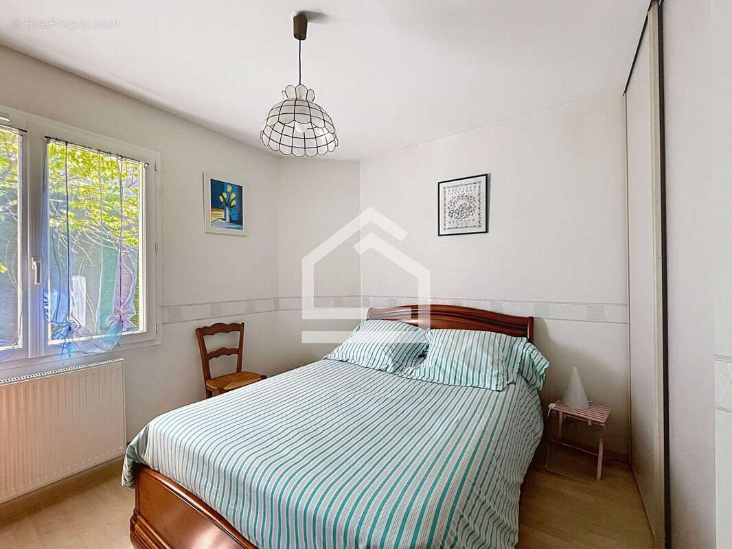 Maison à BLANQUEFORT