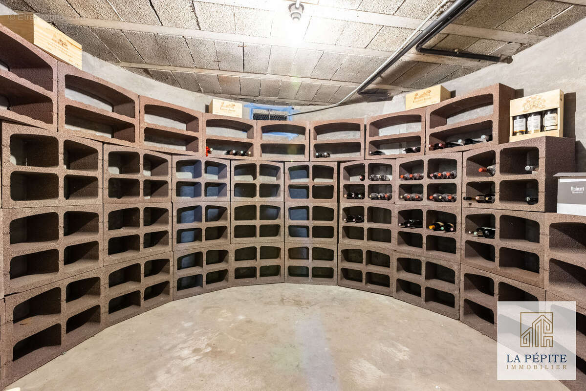 Maison à SAINT-AMAND-LES-EAUX