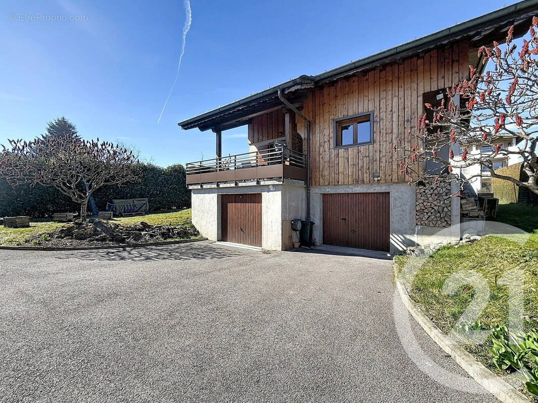 Maison à TANINGES