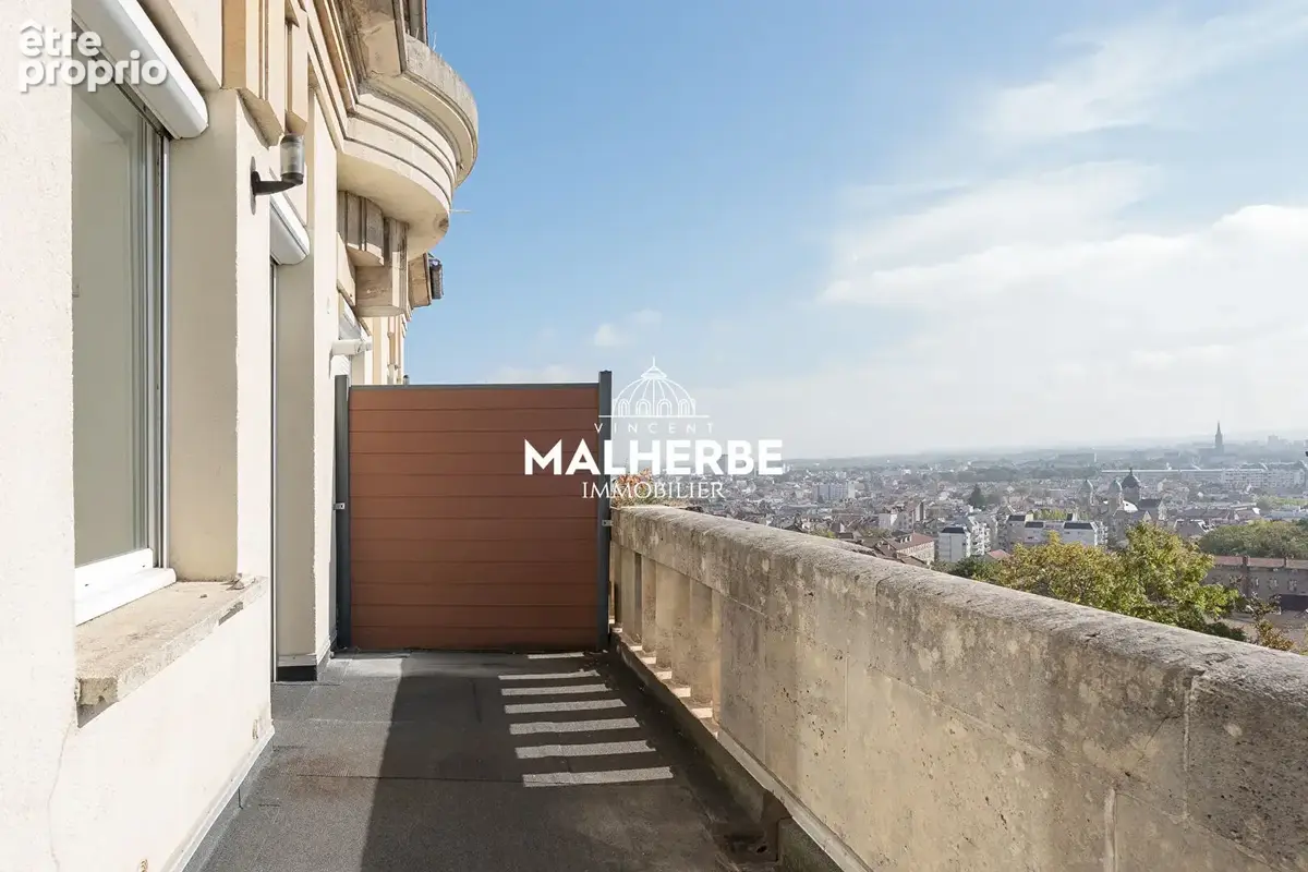Appartement lumineux avec terrasse et parking - photo 1