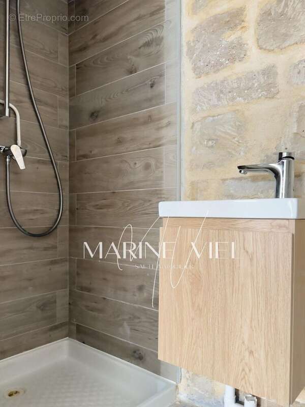 Photo 6 - Commerce à PARIS-11E