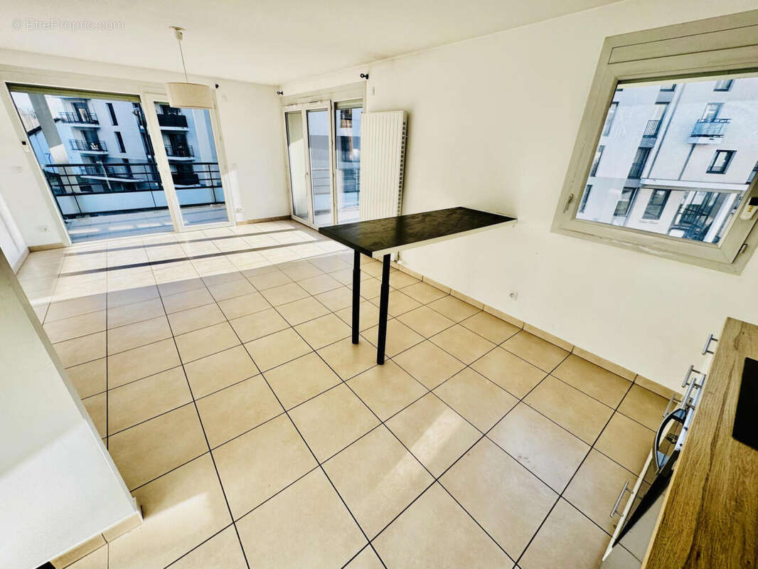 salon (6) - Appartement à SAINT-JULIEN-EN-GENEVOIS