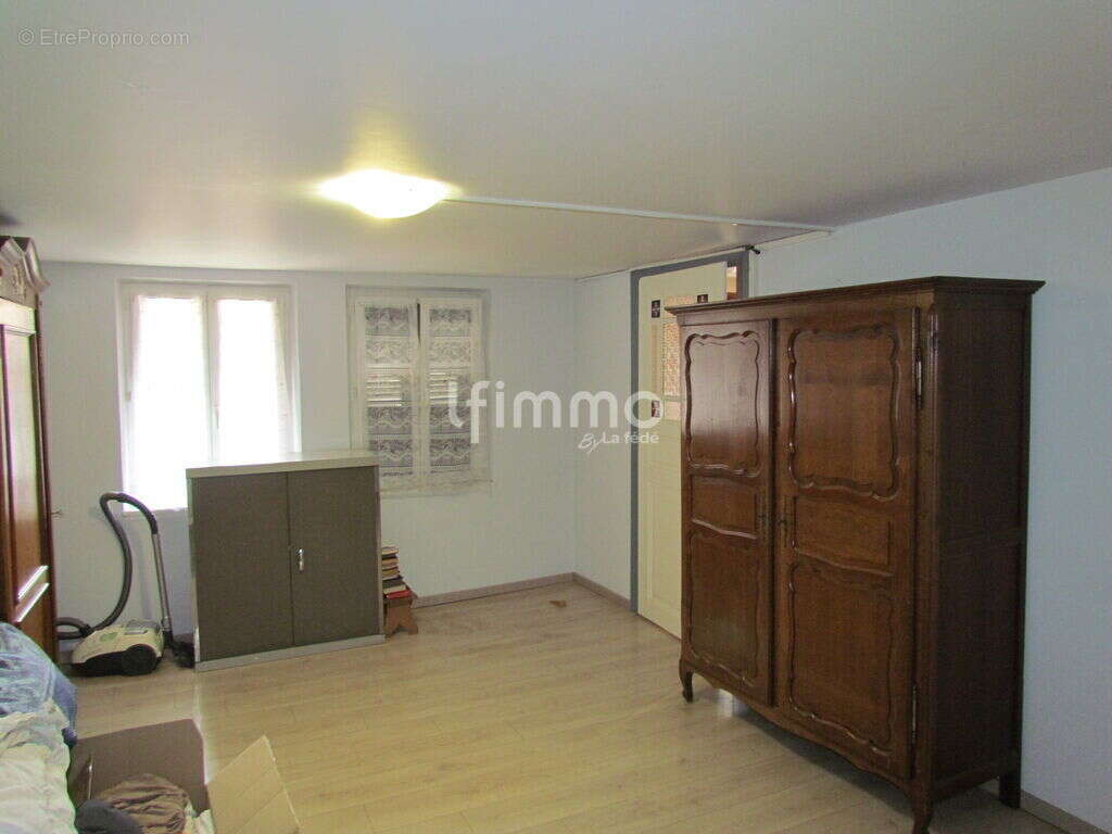Corps de ferme sur 5,3 ares - photo 9