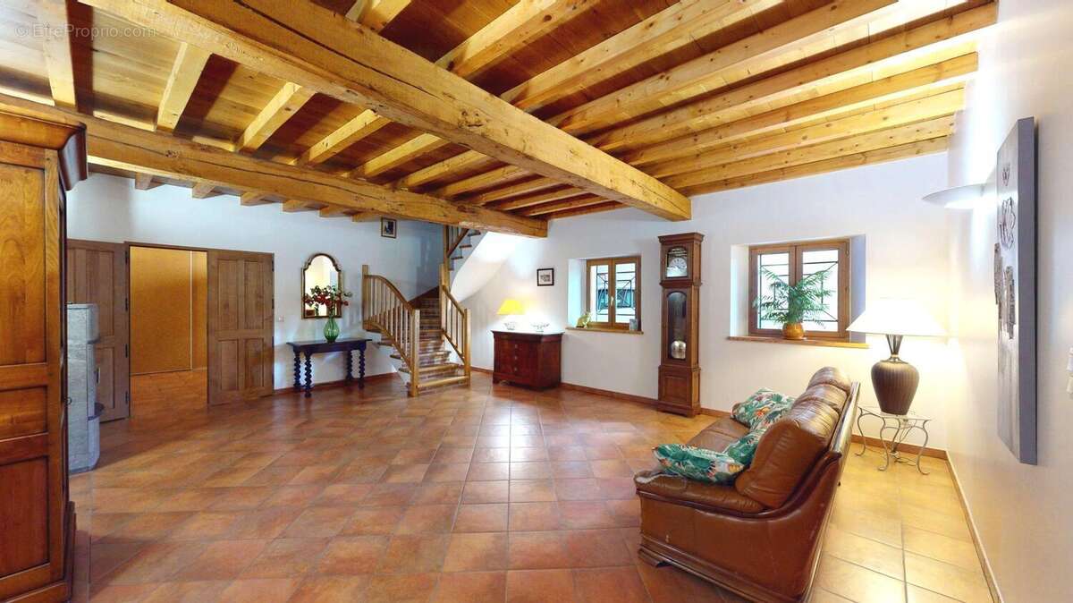 Maison à VACQUIERS