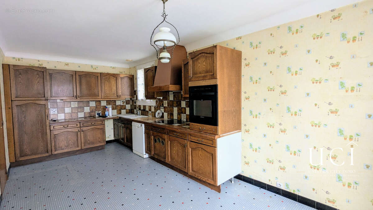 Maison 120 m² à Saint-Sebastien-Sur-Loire  - photo 4