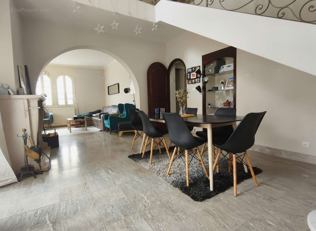 Maison Angoulême 6 pièces 157 m2 - photo 5