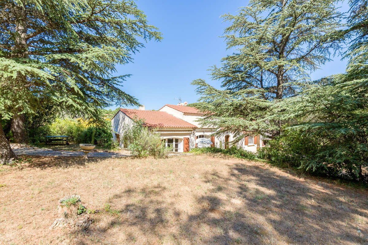 Maison à LA DESTROUSSE