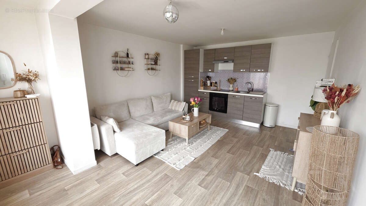 Appartement à TREMBLAY-EN-FRANCE