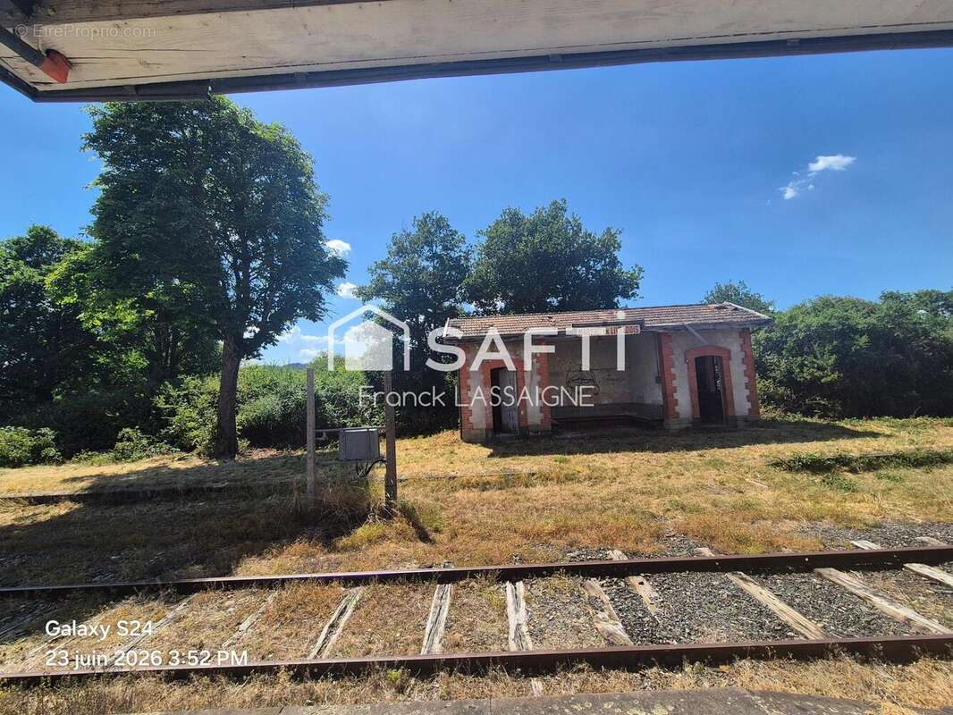 Appartement 137 m² à Marsac-En-Livradois  - photo 3