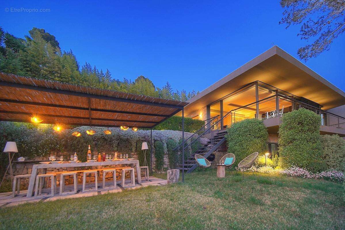 Maison à MOUGINS