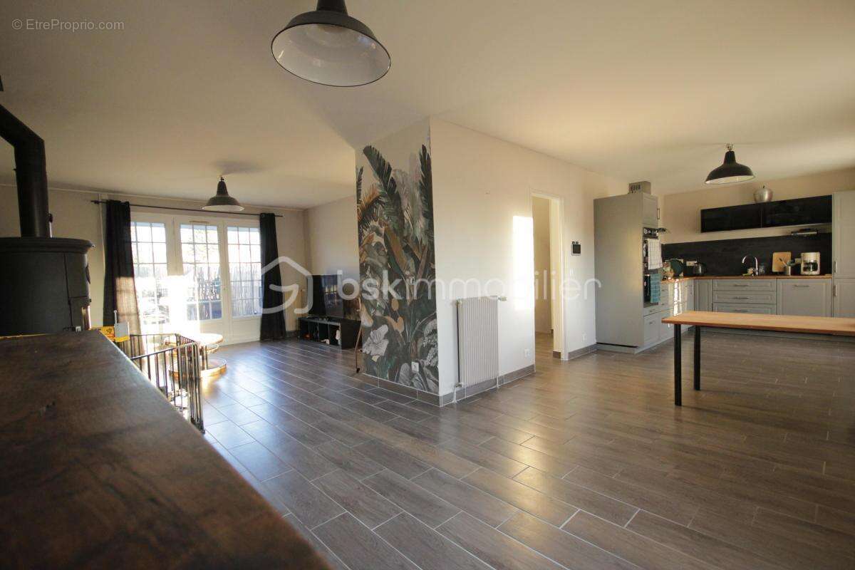 Maison à LE PLESSIS-PATE