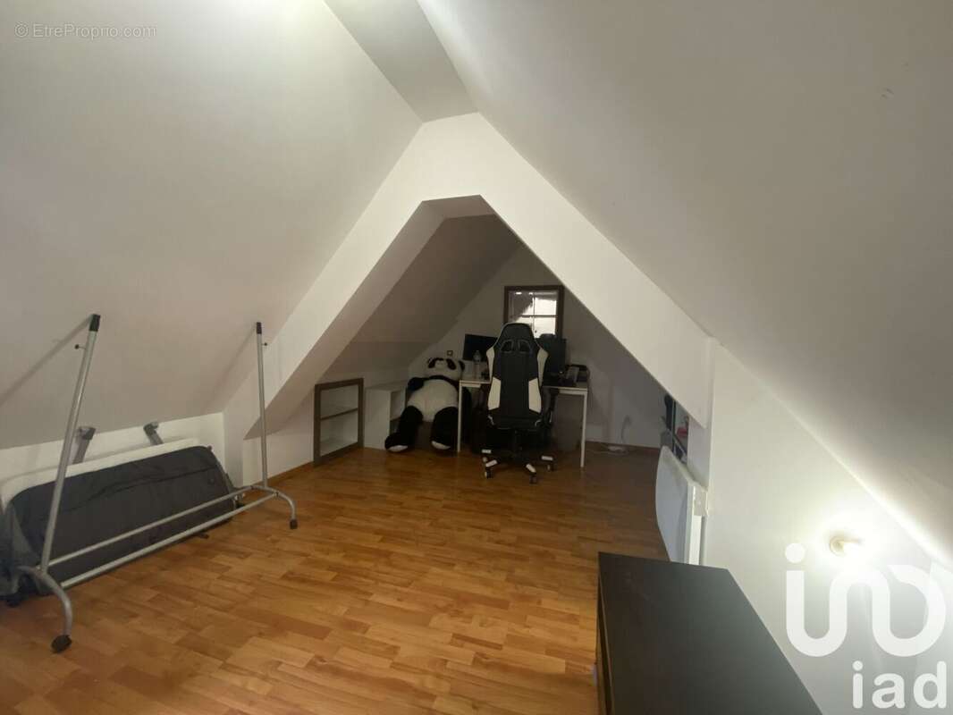 Photo 8 - Maison à VILLEBLEVIN