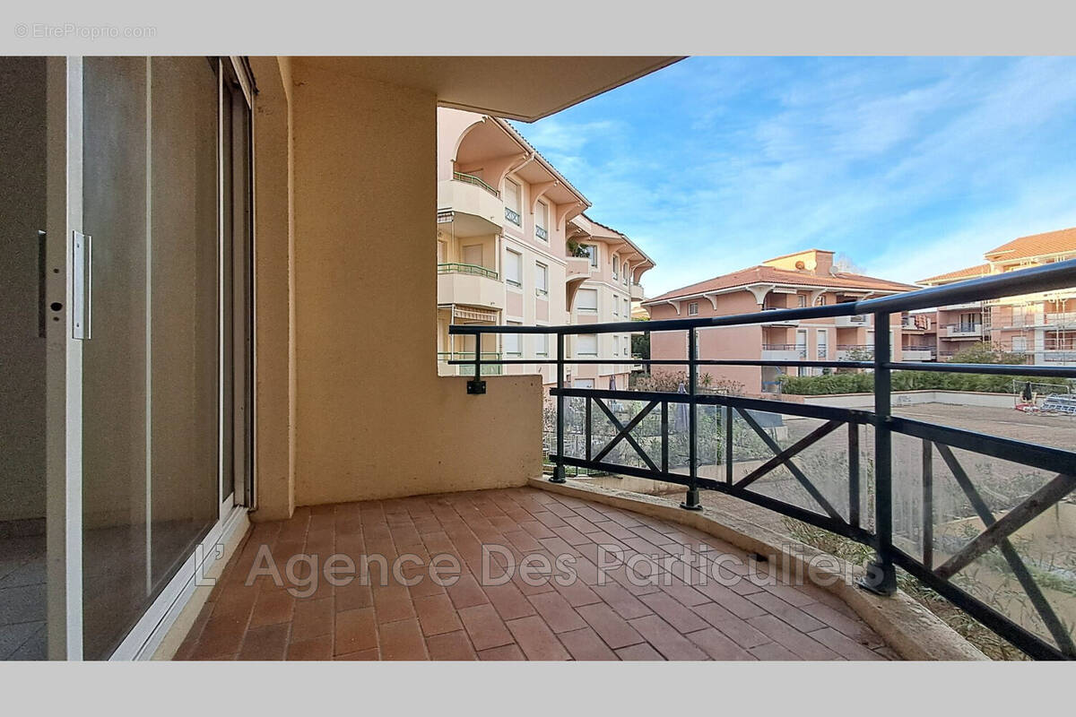 Appartement à FREJUS