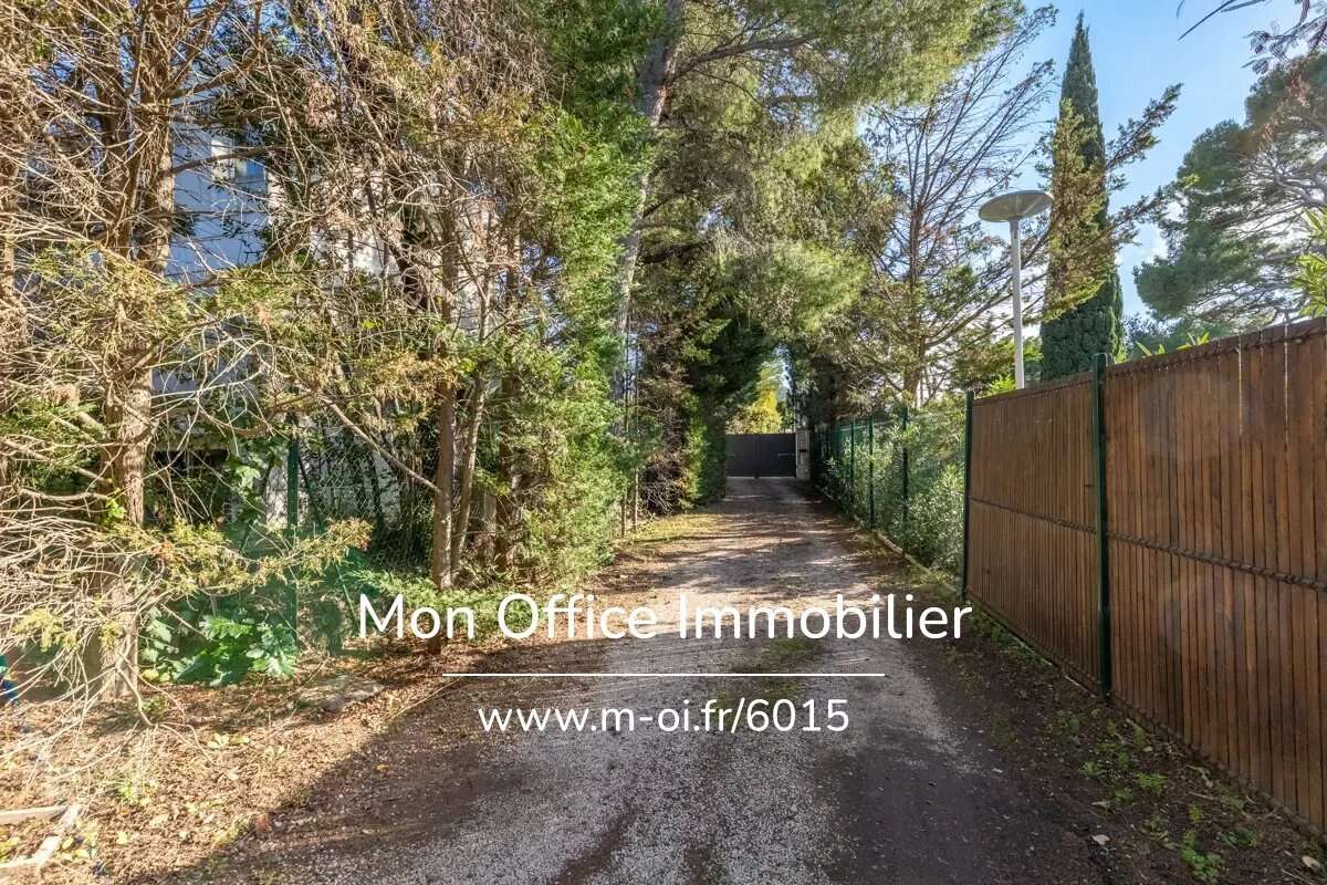 Terrain à MARSEILLE-9E