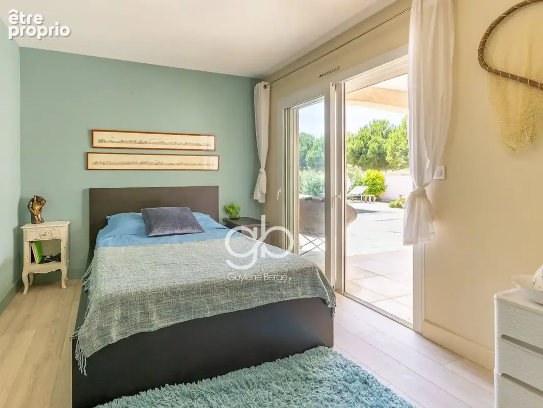 Villa PMR 4 chambres - Vue dégagée, piscine, jacuzzi - photo 10