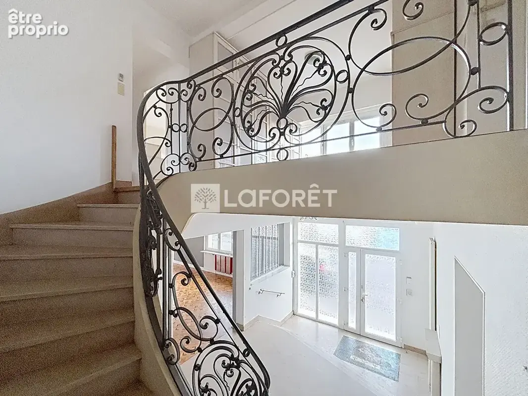 Maison type 8 centre ville - photo 10