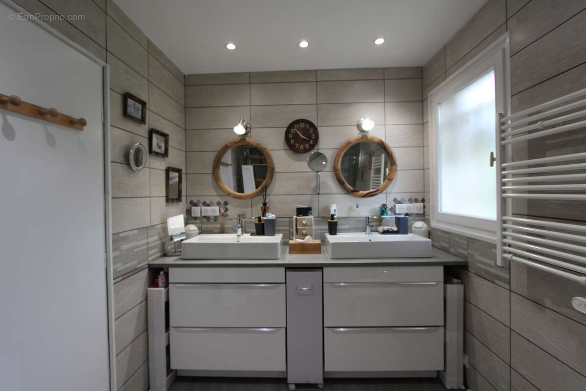 Maison à SAUGNACQ-ET-MURET