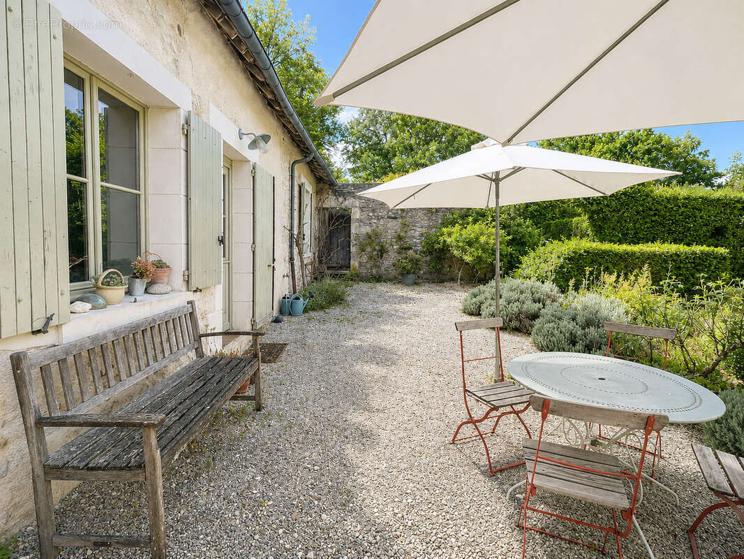 Maison 255 m² à Saint-Martin-D'auxigny  - photo 37