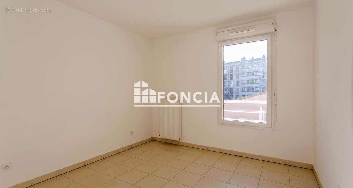 Appartement à SALON-DE-PROVENCE
