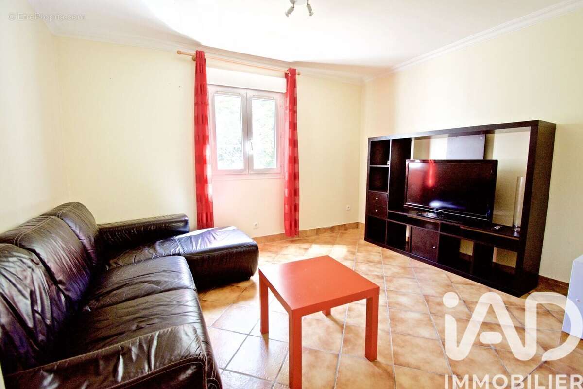 Photo 6 - Maison à SAINT-GERMAIN-LES-ARPAJON