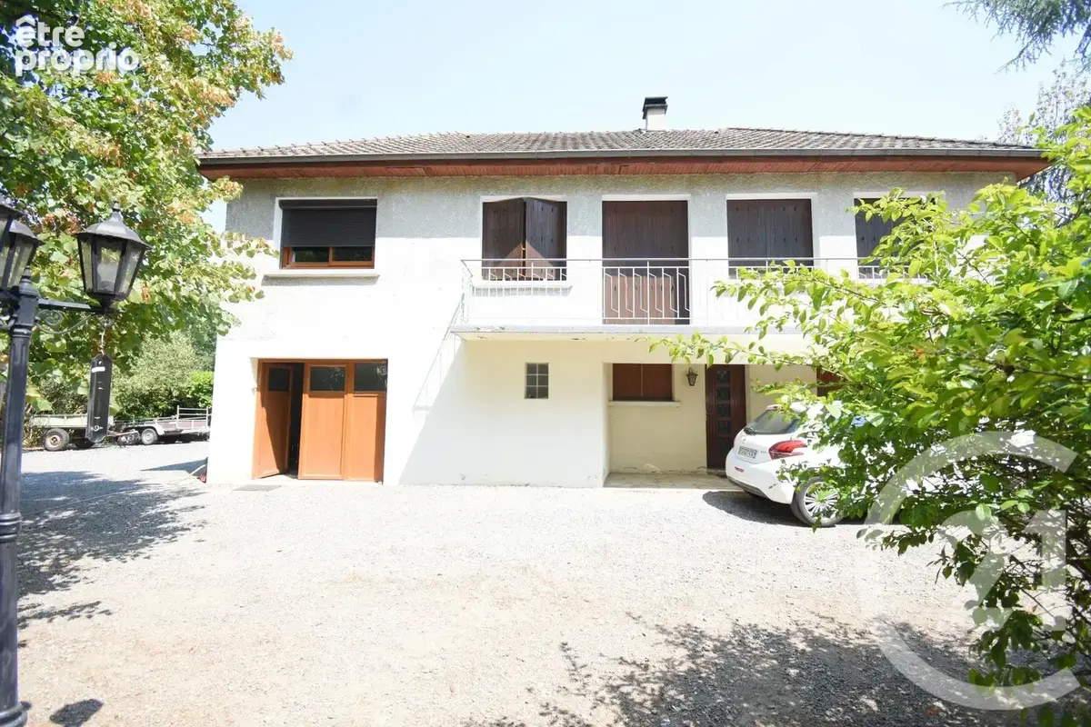 Maison 110 m² à Creuzier-Le-Vieux  - photo 3
