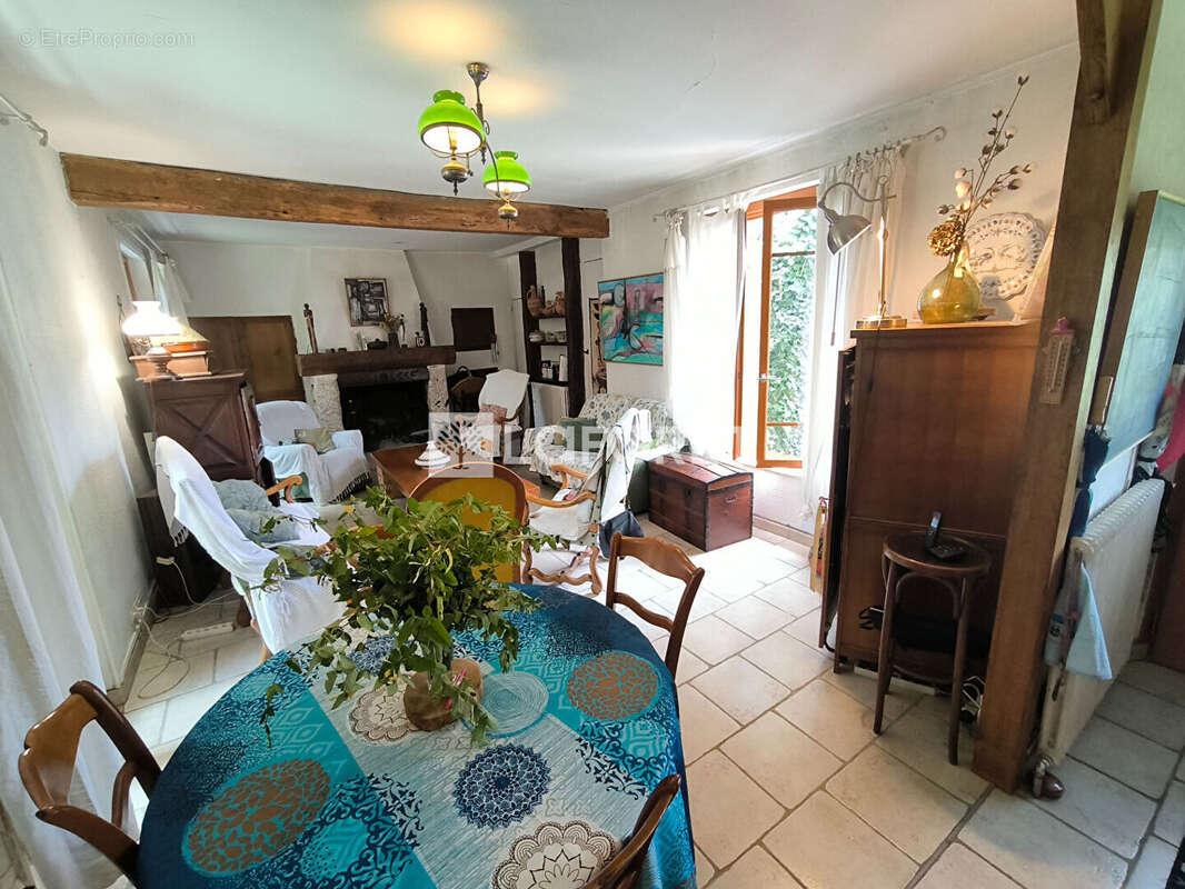 Maison à ROSNY-SUR-SEINE