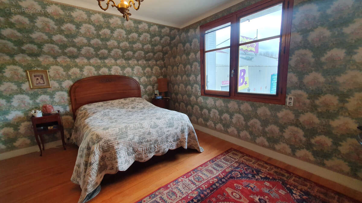 Maison à SAINT-AFFRIQUE